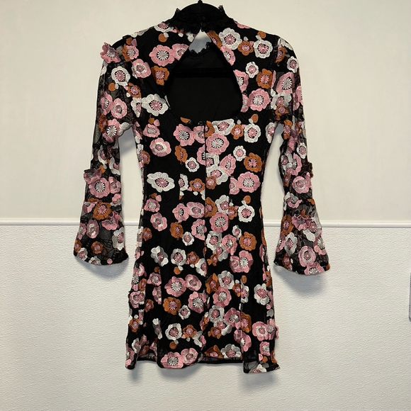 French Connection Lace Astrida 3D Embroidered Floral Mod XS Eur Black Size 4 US - Picture 3 of 16